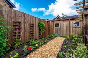 Photo 23- click for photo gallery